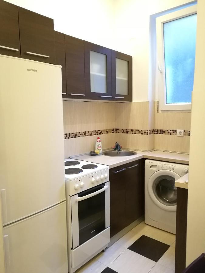 Apartment In The Heart Of Belgrado Esterno foto
